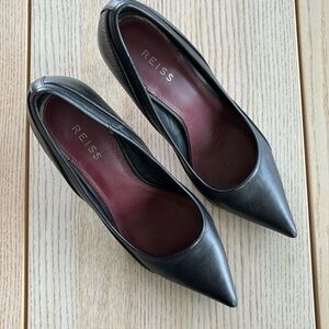 REISS black pumps